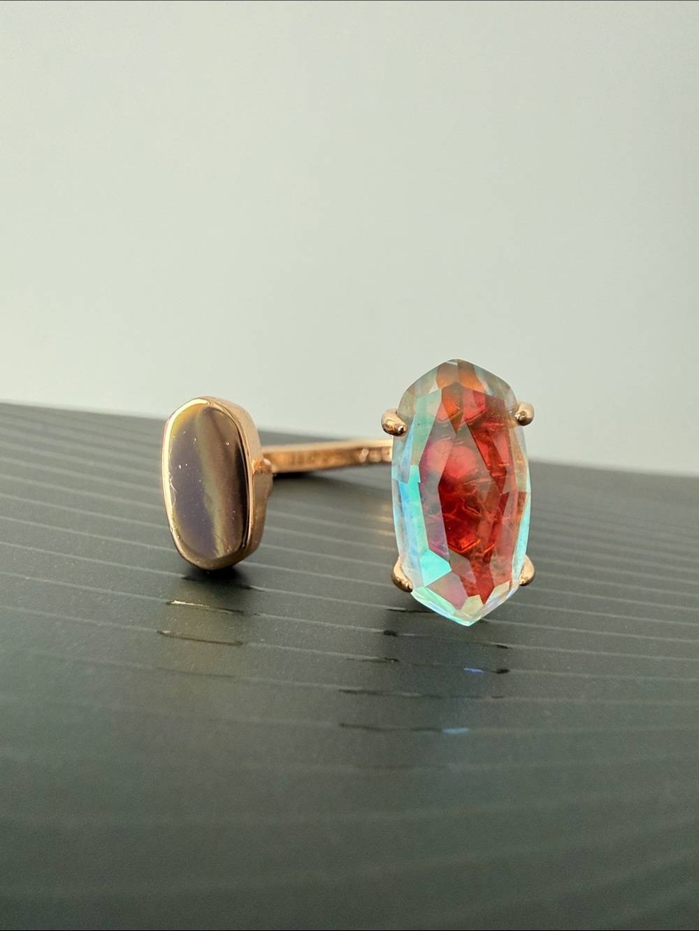 Kendra Scott Gold Pryde Ring - Dichroic Glass / Iridescent crystal
